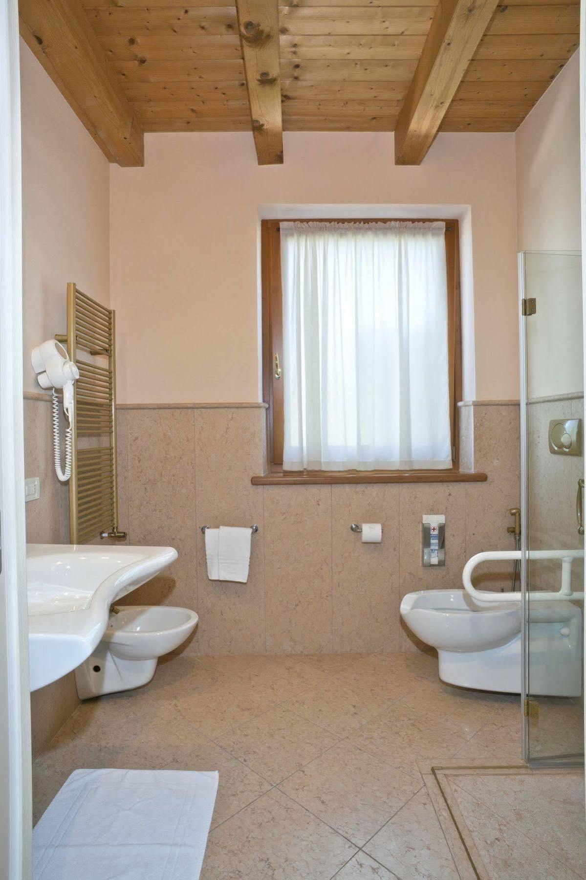 Corte San Felice Agroturismo *