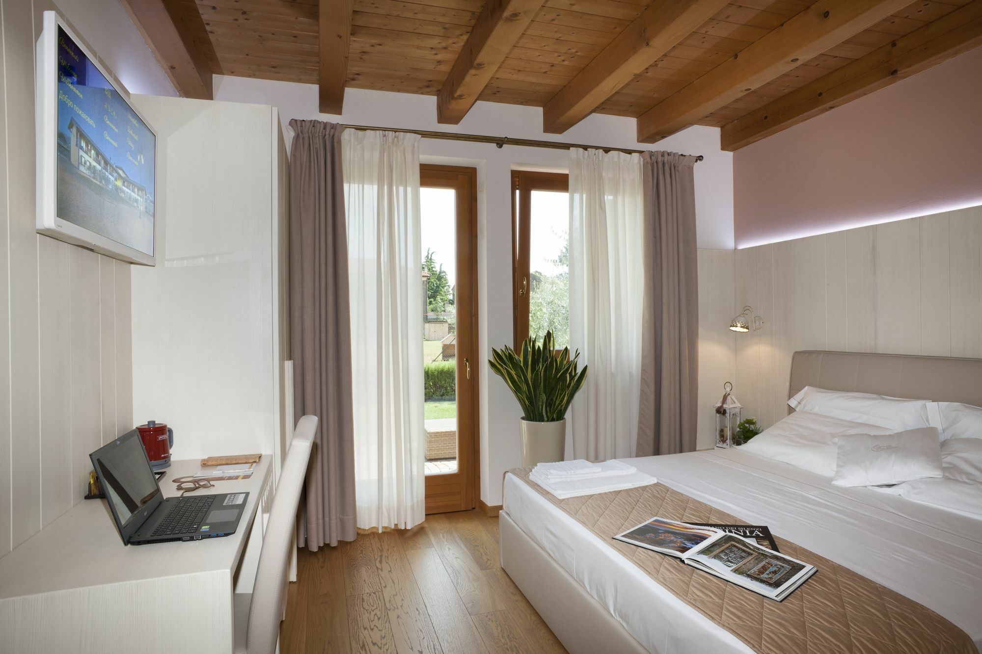 Corte San Felice Agroturismo *